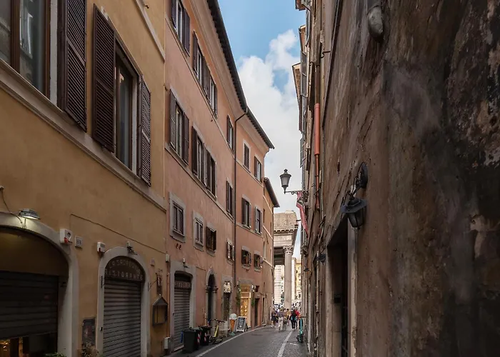 Guesthost - Pantheon Charming Apartment *